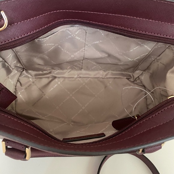 Michael Kors purse and wallet set - Picture 4 of 8